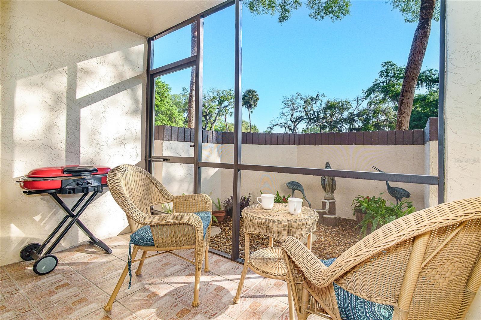 OAKES 03 - Residential