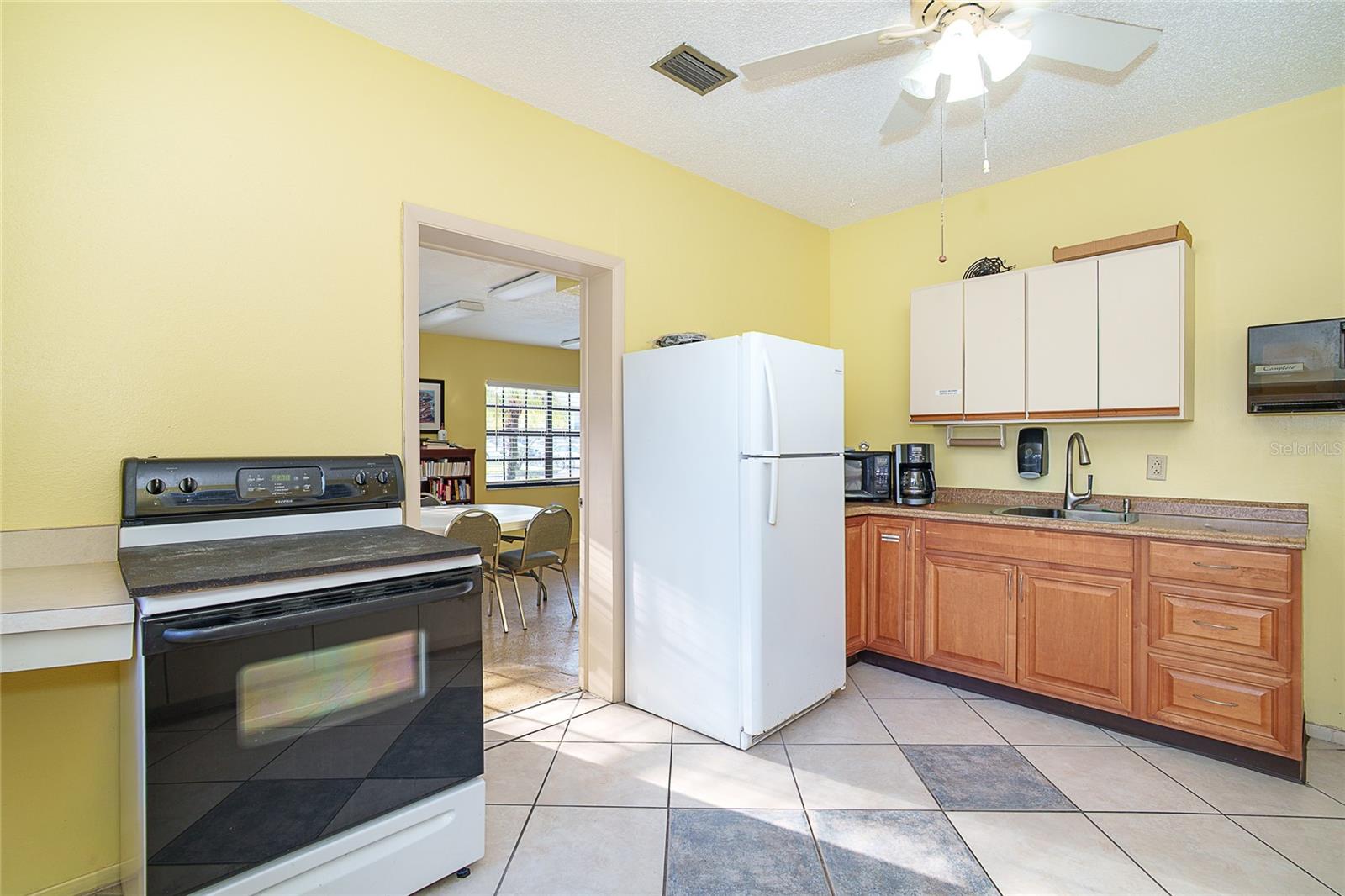 OAKES 03 - Residential