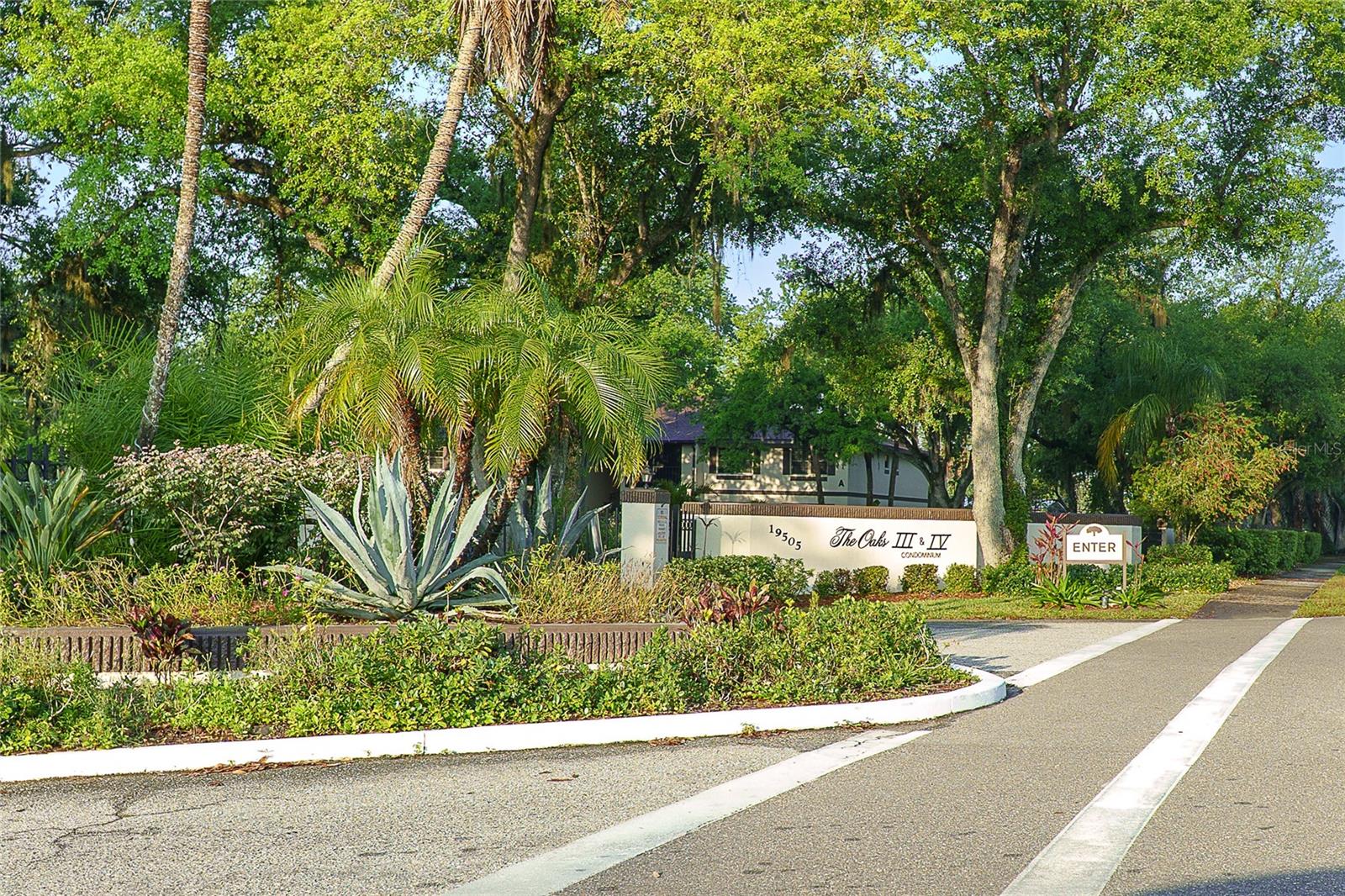 OAKES 03 - Residential