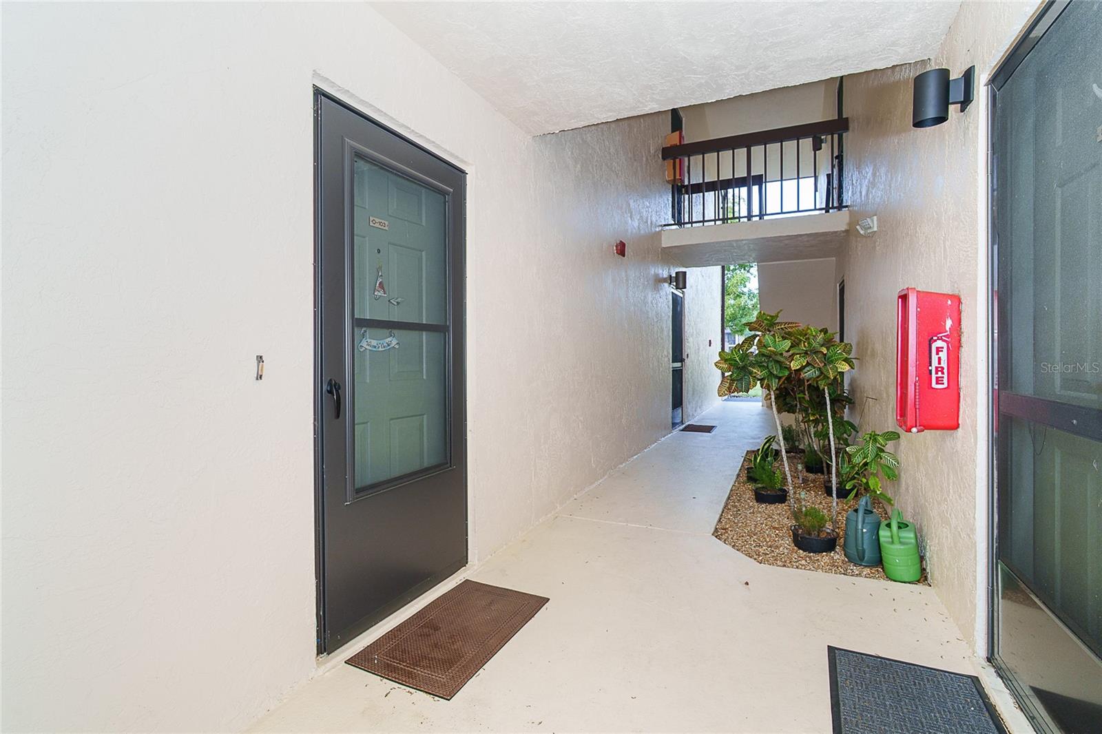 OAKES 03 - Residential