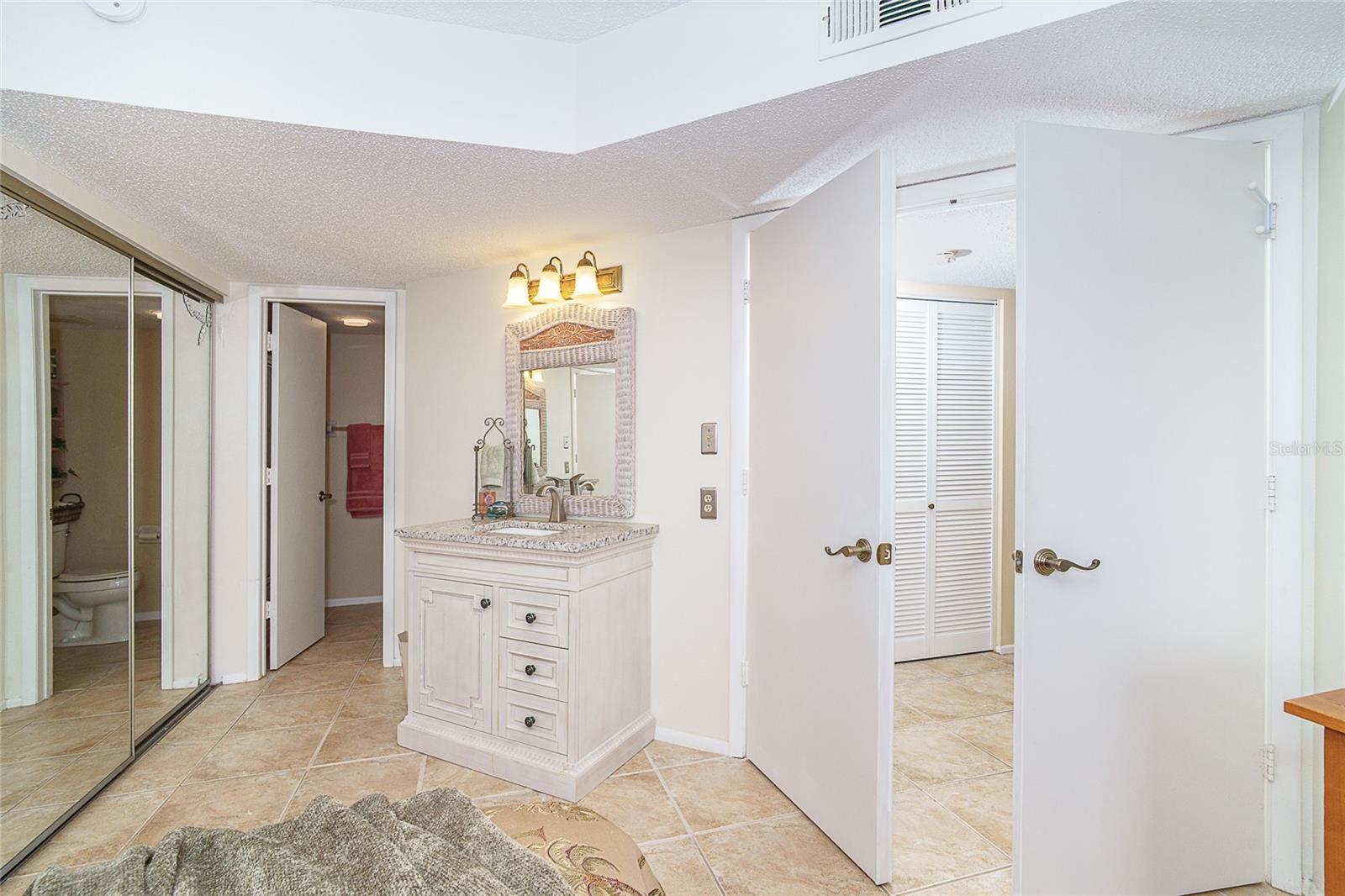 OAKES 03 - Residential