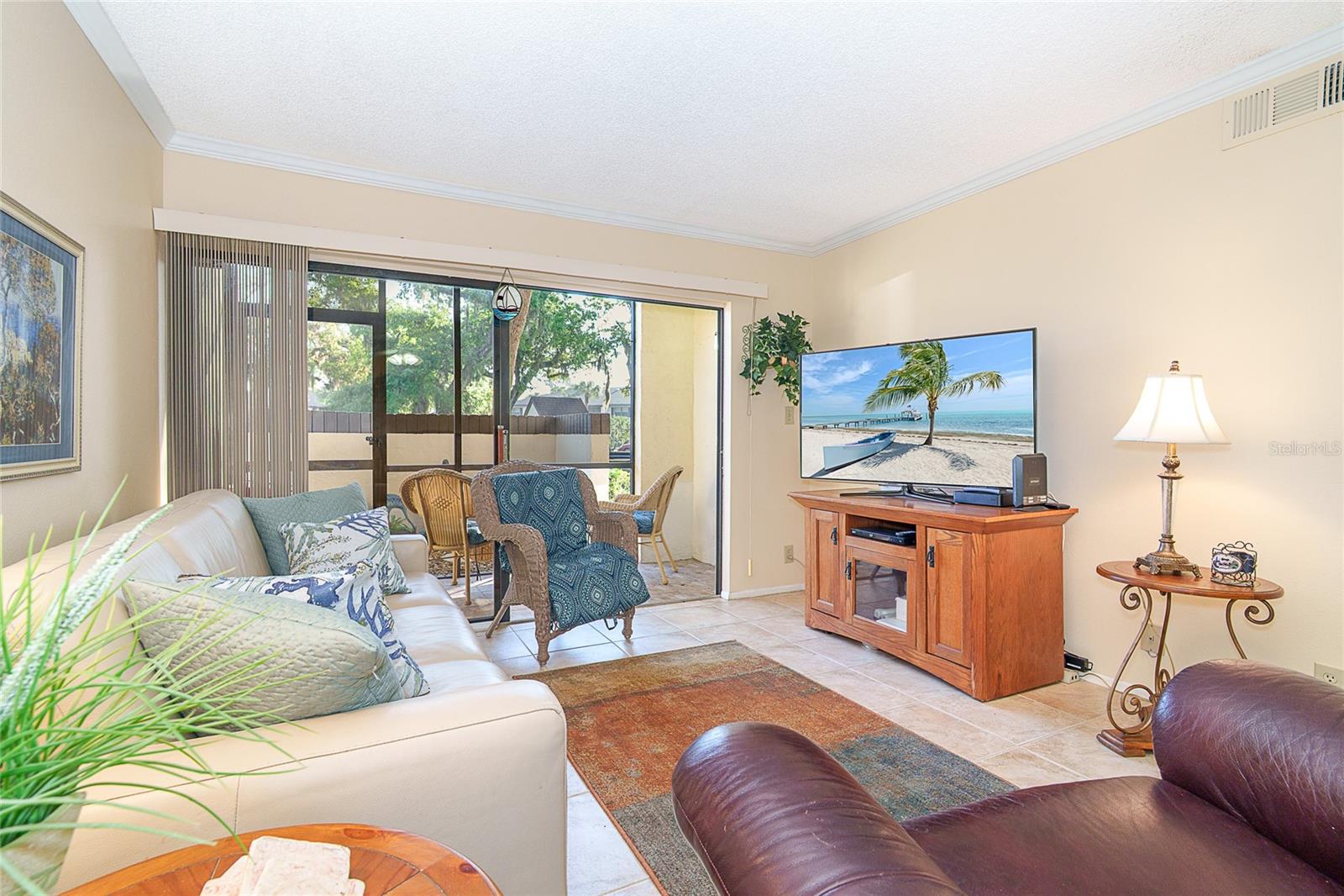 OAKES 03 - Residential