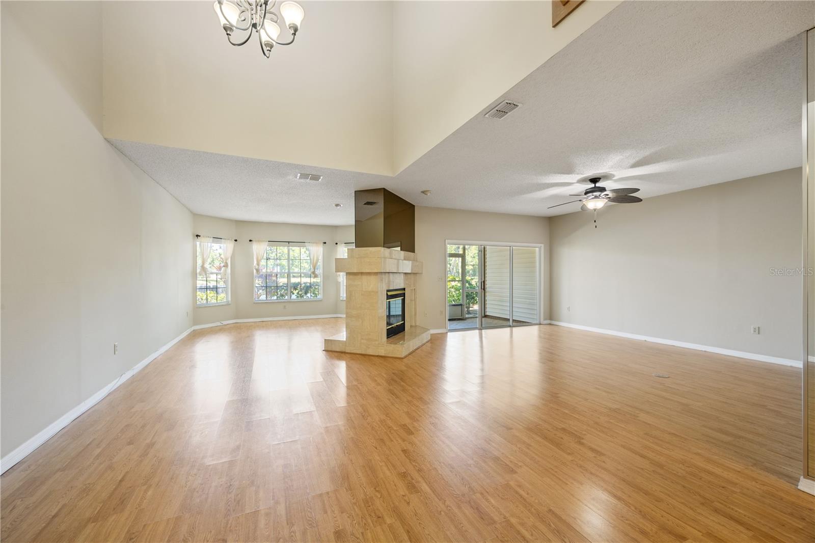 1171 CLAYS TRAIL