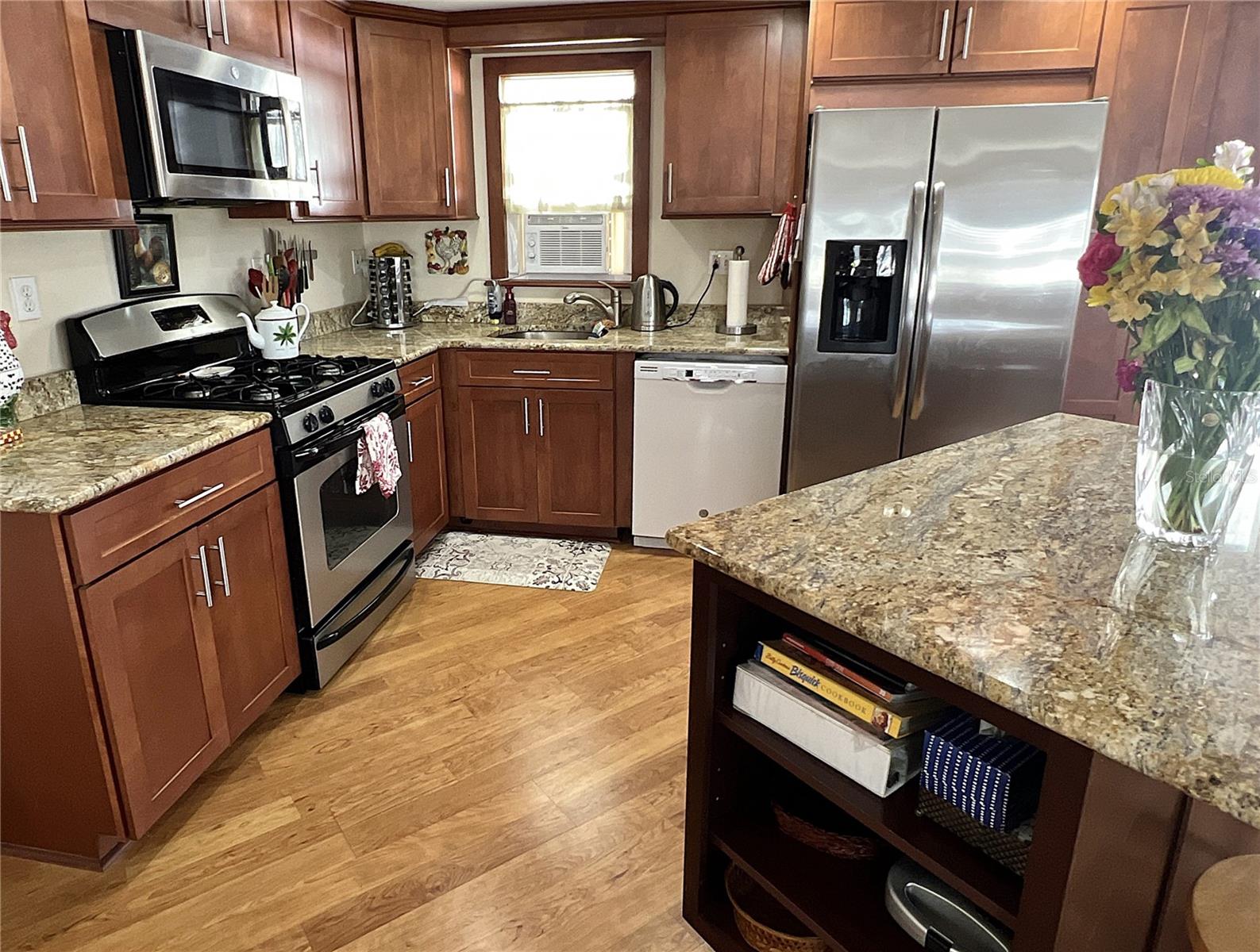 MOBEL AMERICANA MOBILE HOME PARK UNREC - Residential