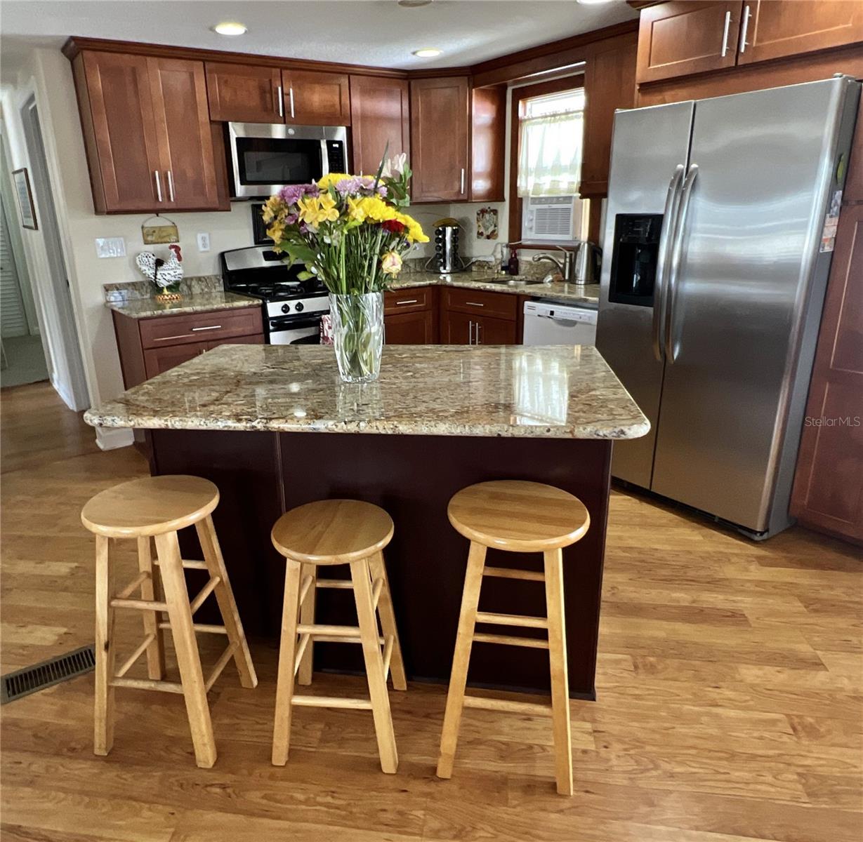 MOBEL AMERICANA MOBILE HOME PARK UNREC - Residential