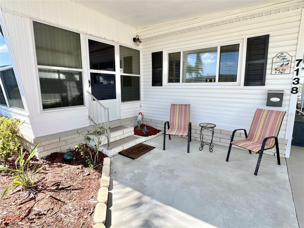 Photo of 7138 Mount Hawthorne Road NE #586, St Petersburg, FL 33702 (MLS # TB8486871)