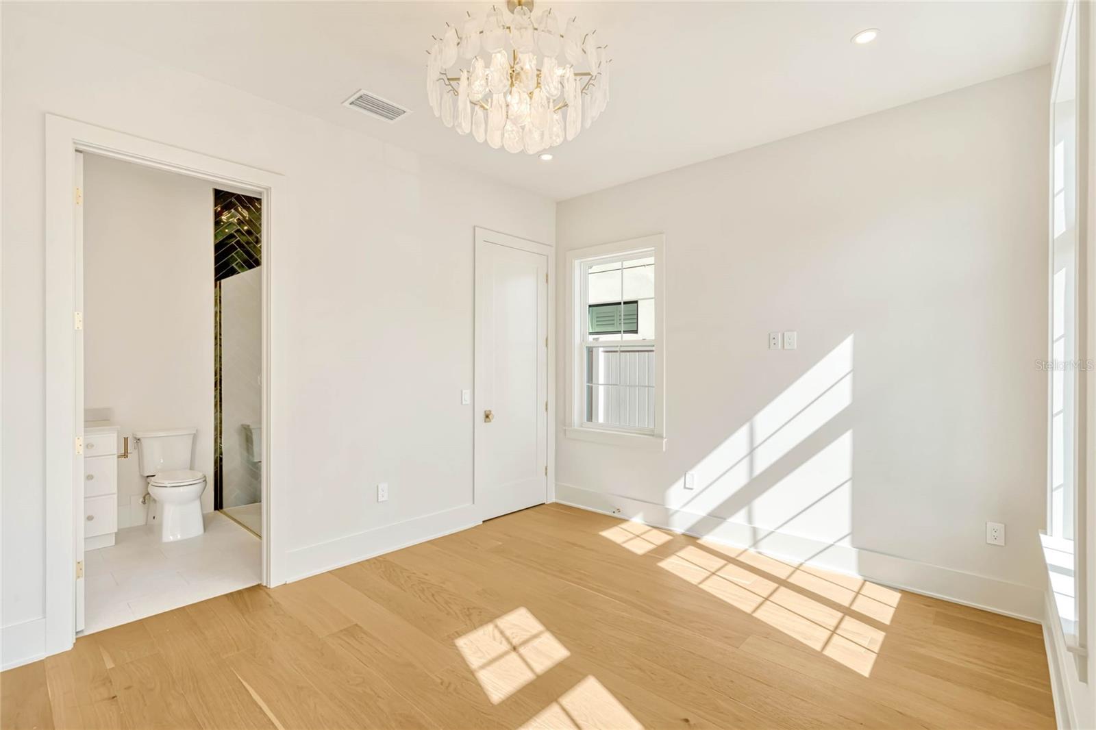 VERGE BONITA PLACE - Residential