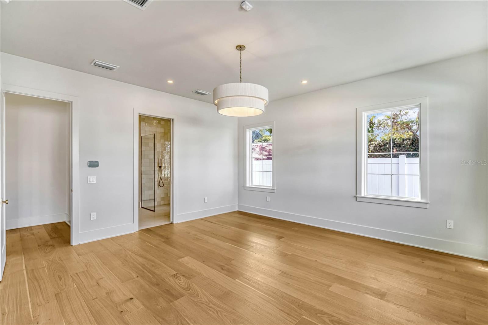 VERGE BONITA PLACE - Residential