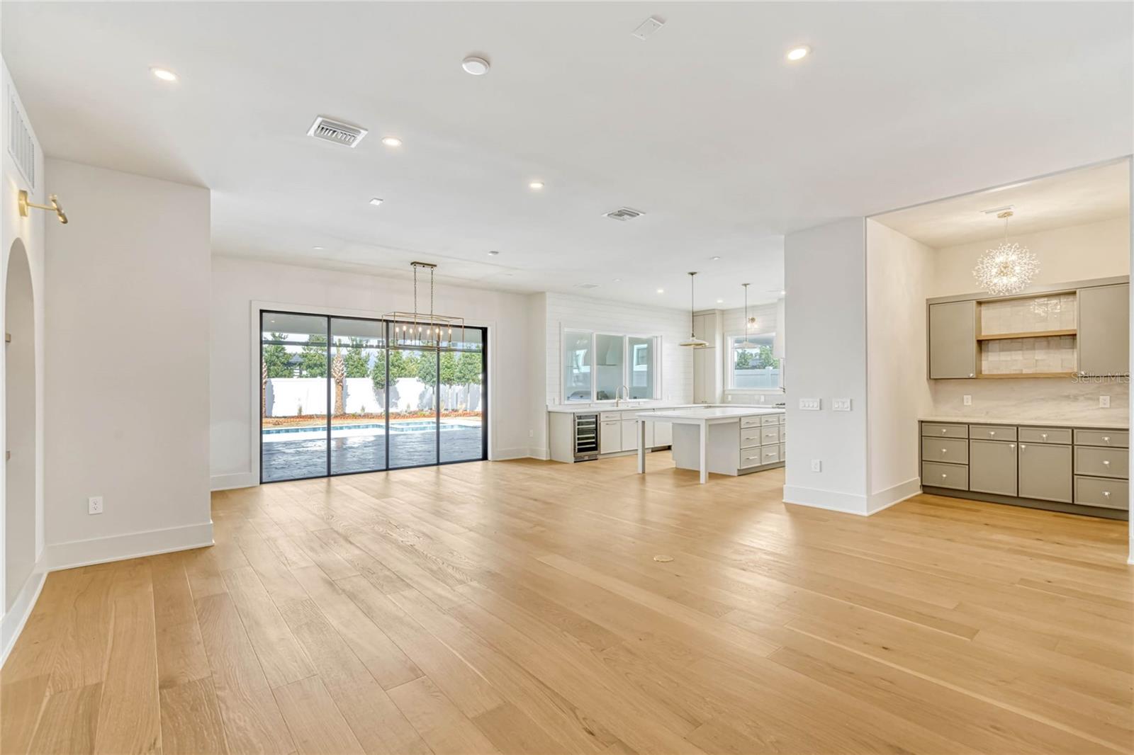 VERGE BONITA PLACE - Residential