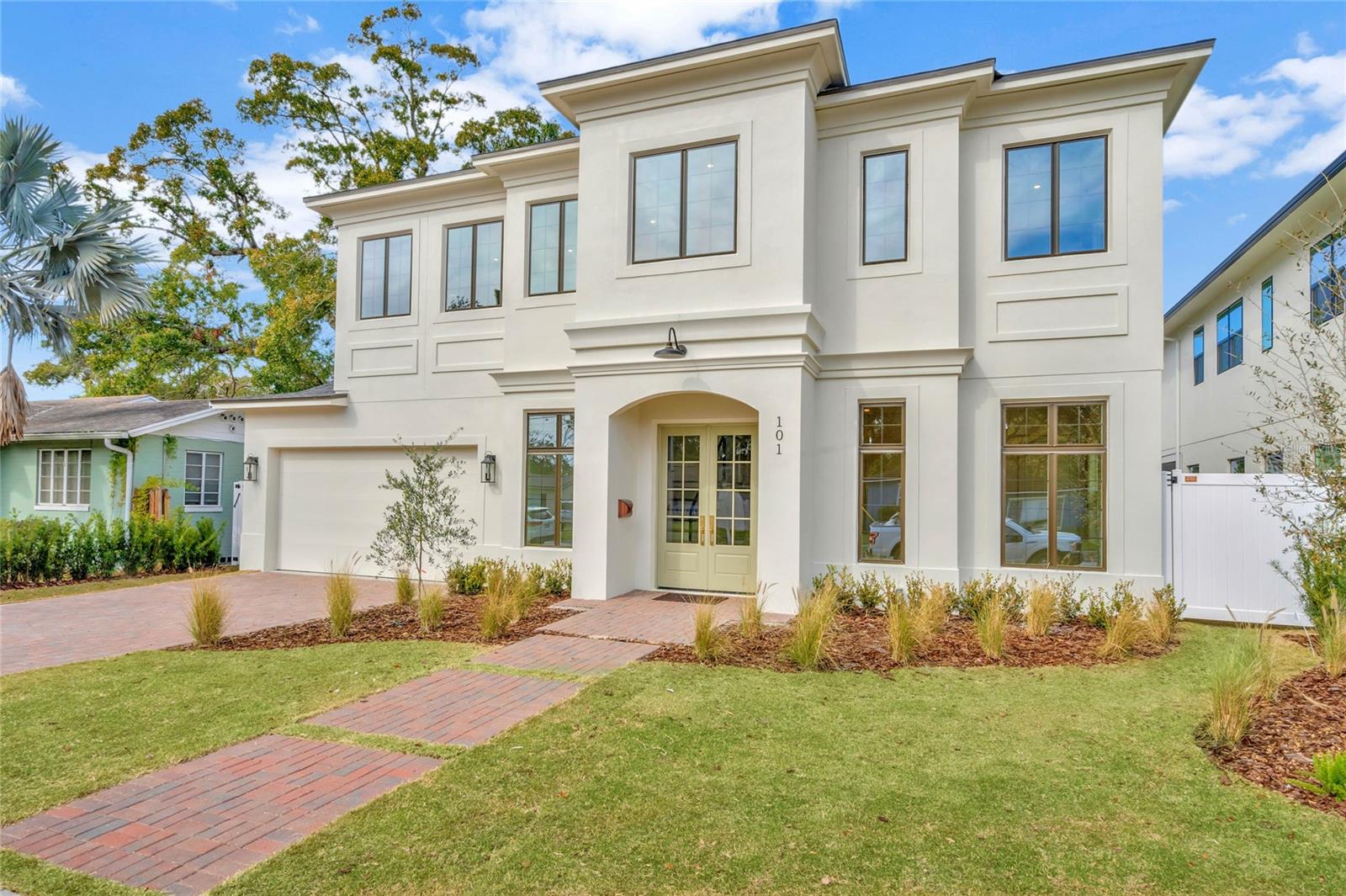 VERGE BONITA PLACE - Residential