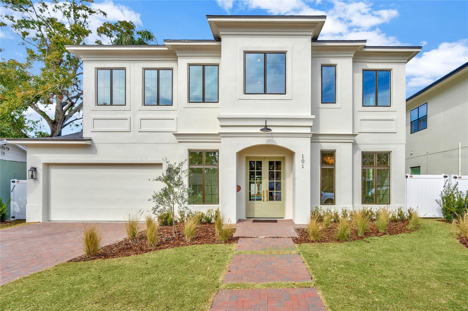 VERGE BONITA PLACE - Residential