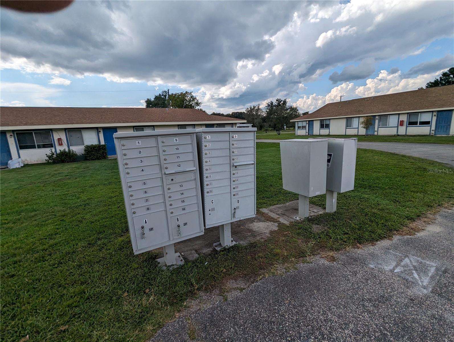 ST JOHNS RIVER LAND CO - Residential Lease