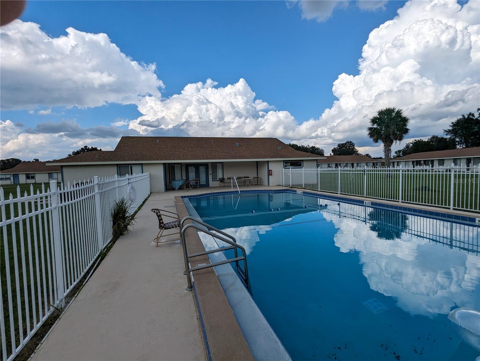 ST JOHNS RIVER LAND CO - Residential Lease