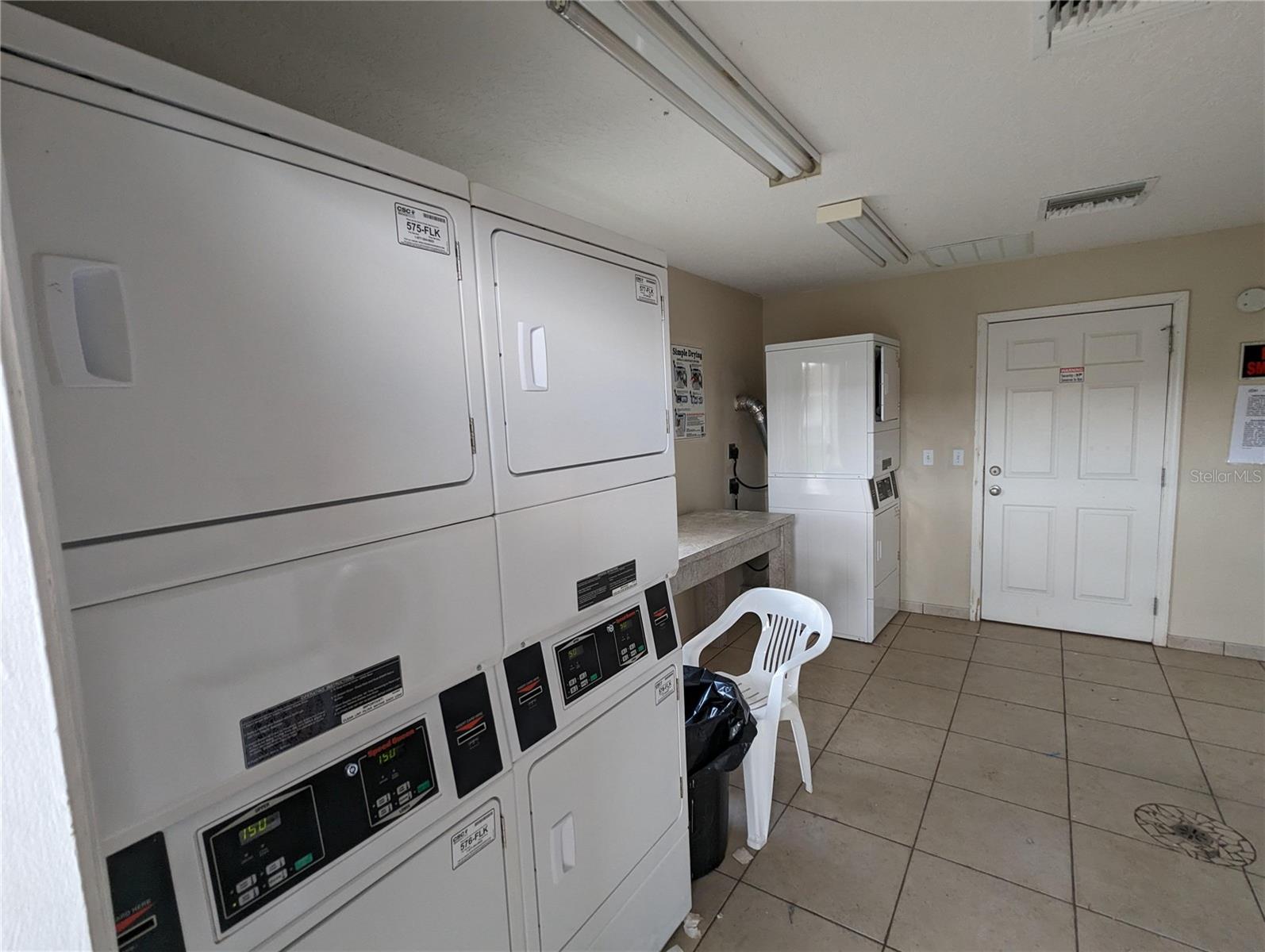 ST JOHNS RIVER LAND CO - Residential Lease