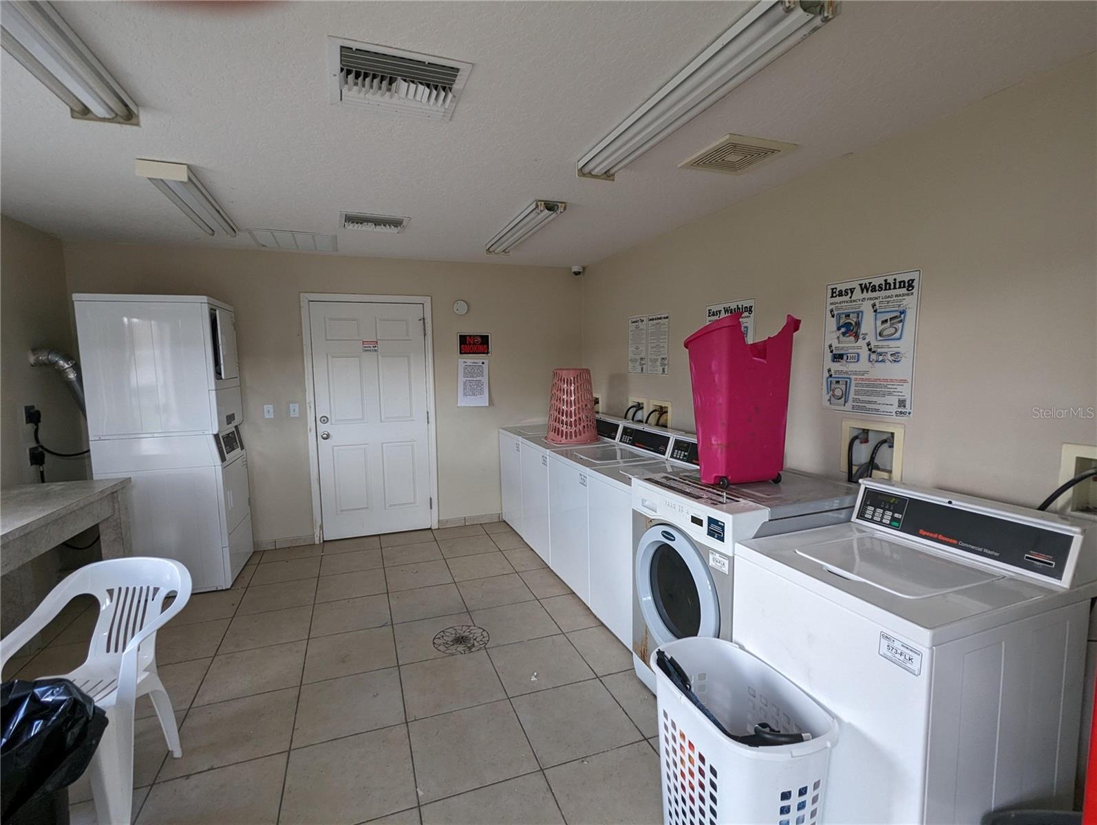 ST JOHNS RIVER LAND CO - Residential Lease