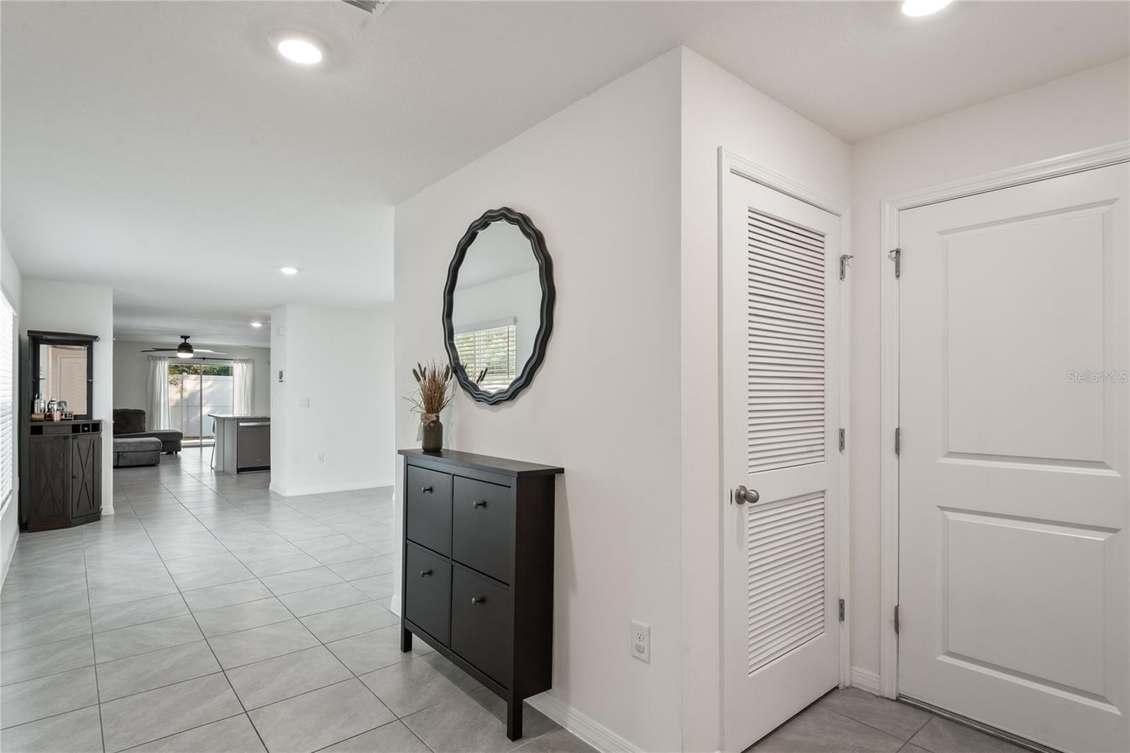 37209 KINGS CROWN DRIVE