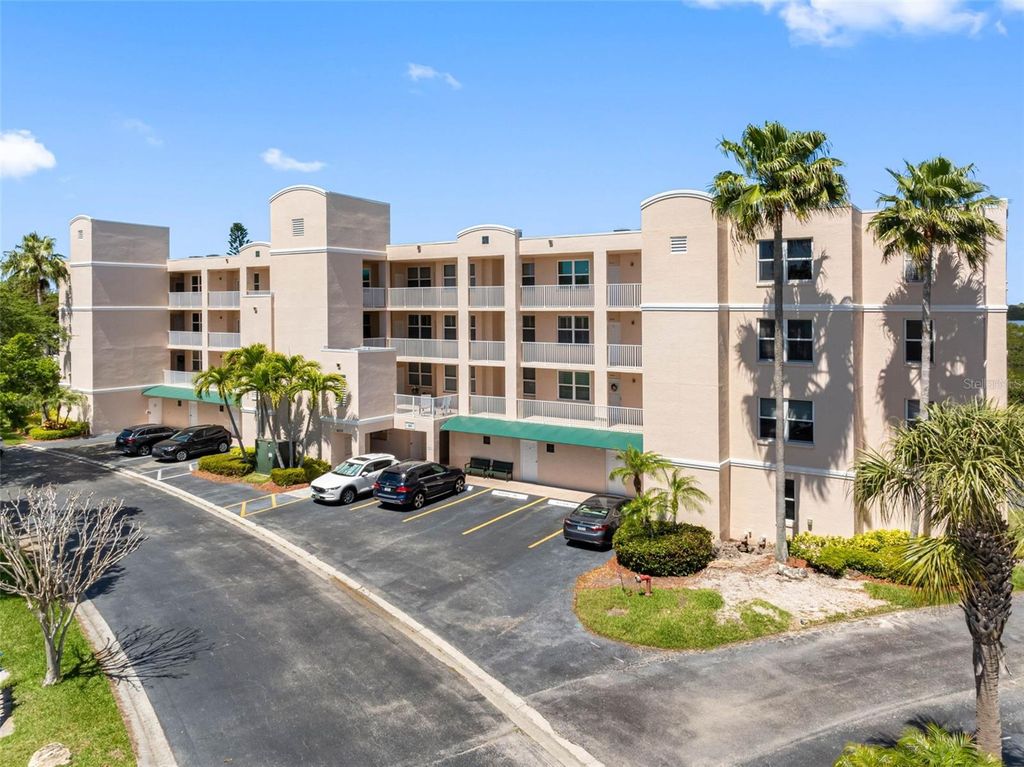 Photo of 6575 99th Way N #22205, St Petersburg, FL 33708 (MLS # TB8489396)