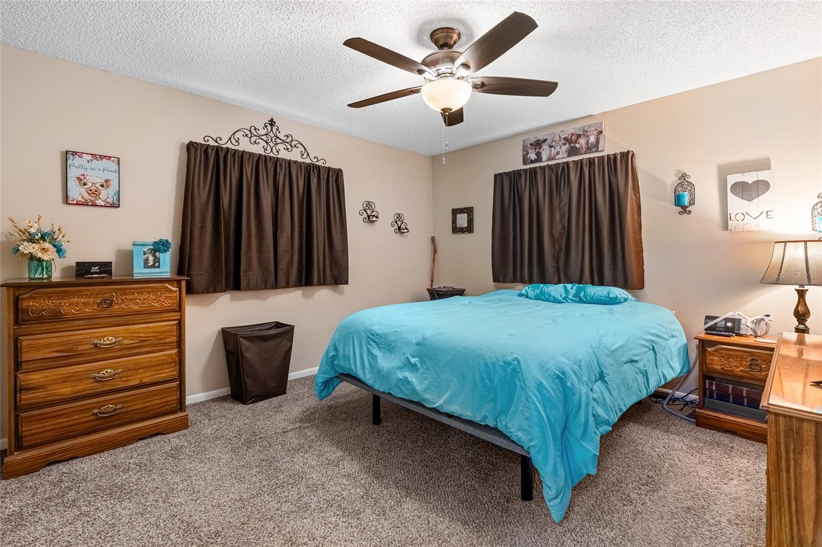 LAKE WEIR GARDENS - Residential