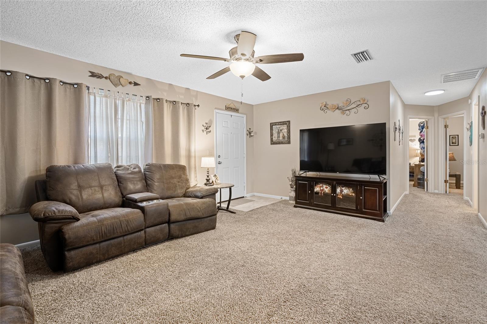 LAKE WEIR GARDENS - Residential