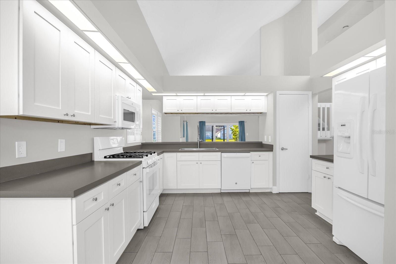 PARKVIEW POINTE SEC 01 REP - Residential Lease