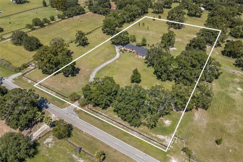 Photo of 24414 NW 94th Avenue, Alachua, FL 32615 (MLS # GC535294)
