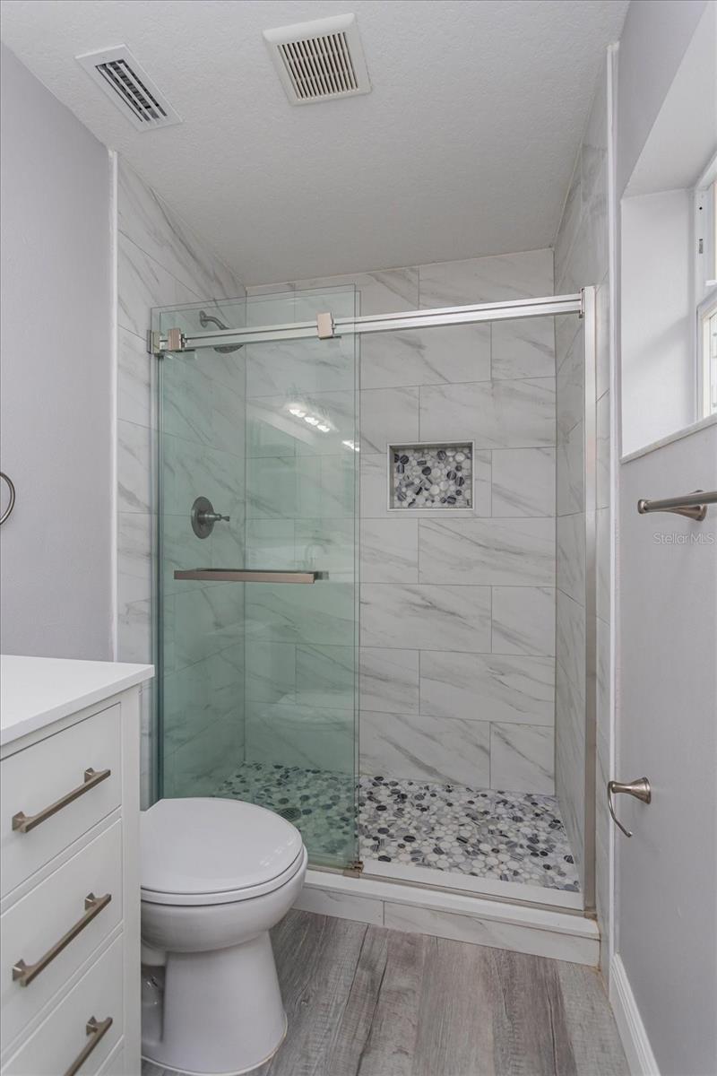 LAKEVIEW VILLAGE - Residential Lease