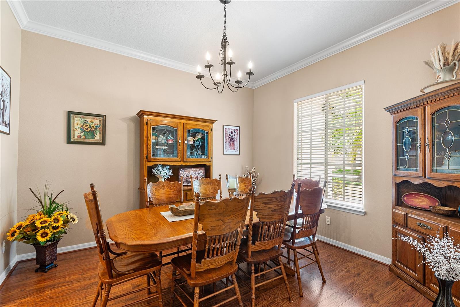 177 COSTA LOOP