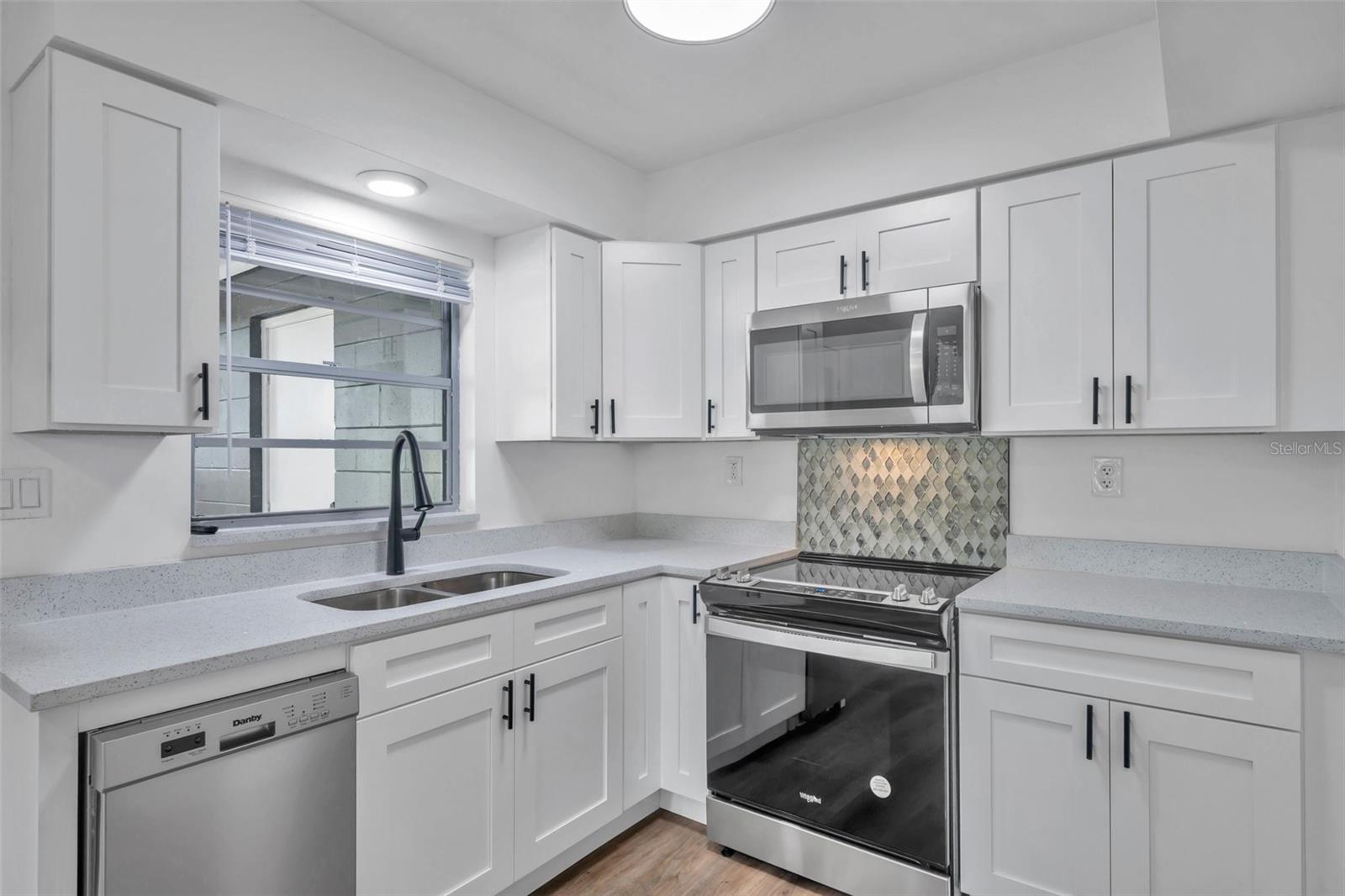 CATHERINE CITY SUB - Residential Lease