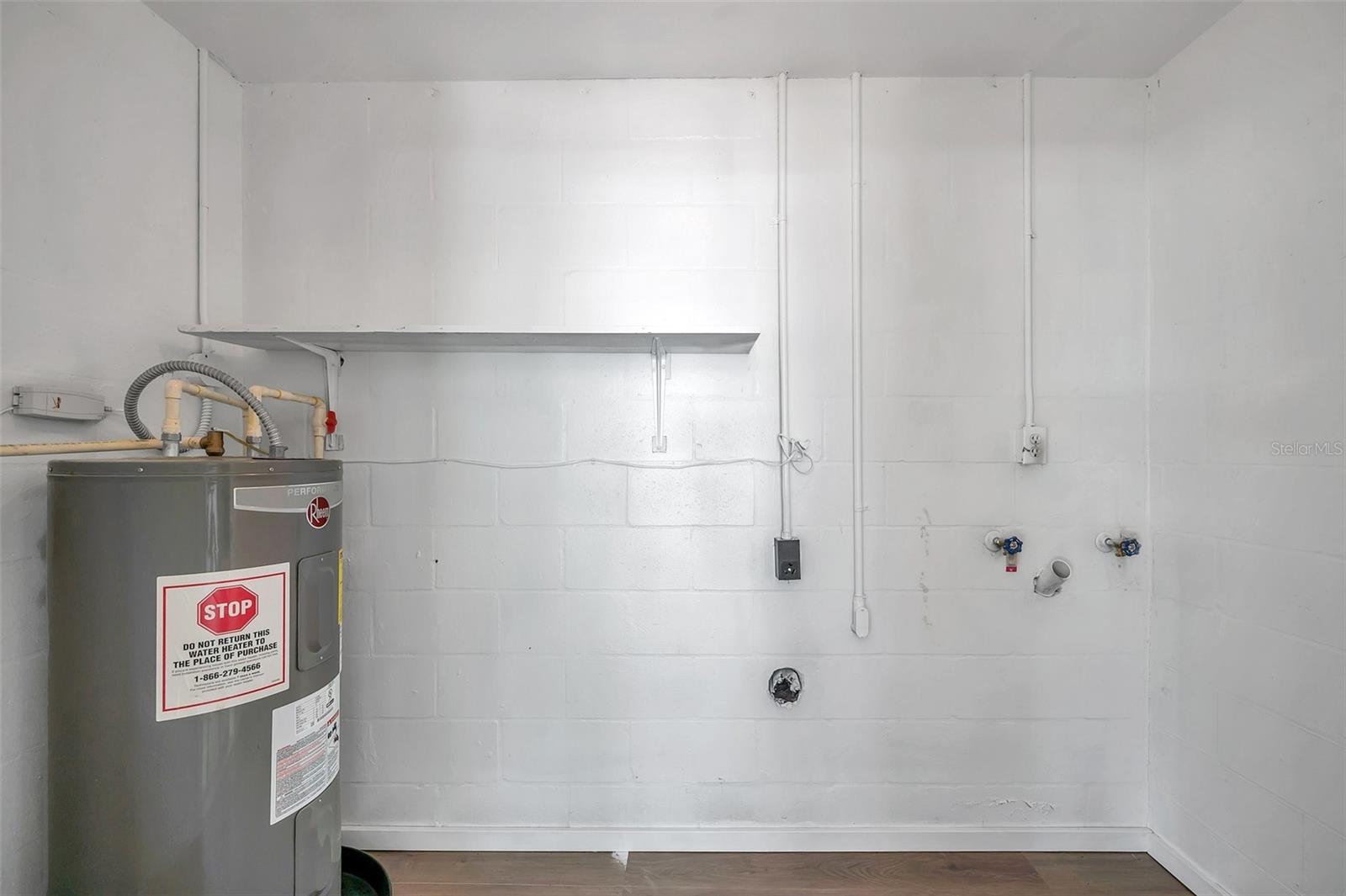 CATHERINE CITY SUB - Residential Lease