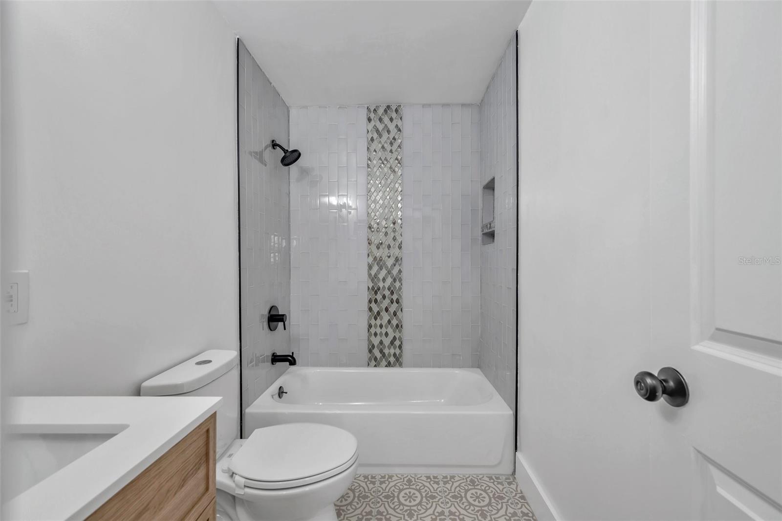 CATHERINE CITY SUB - Residential Lease