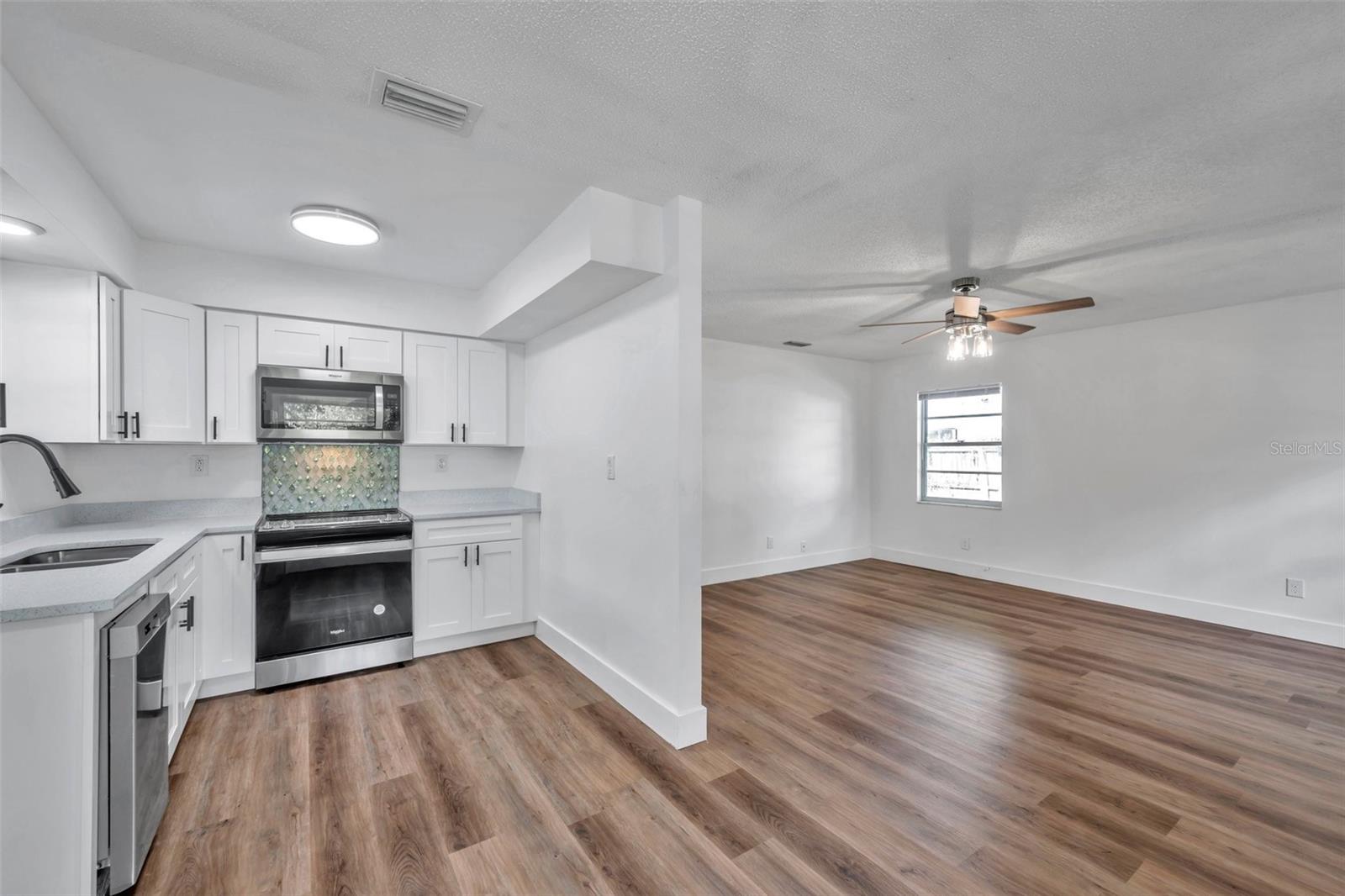 CATHERINE CITY SUB - Residential Lease