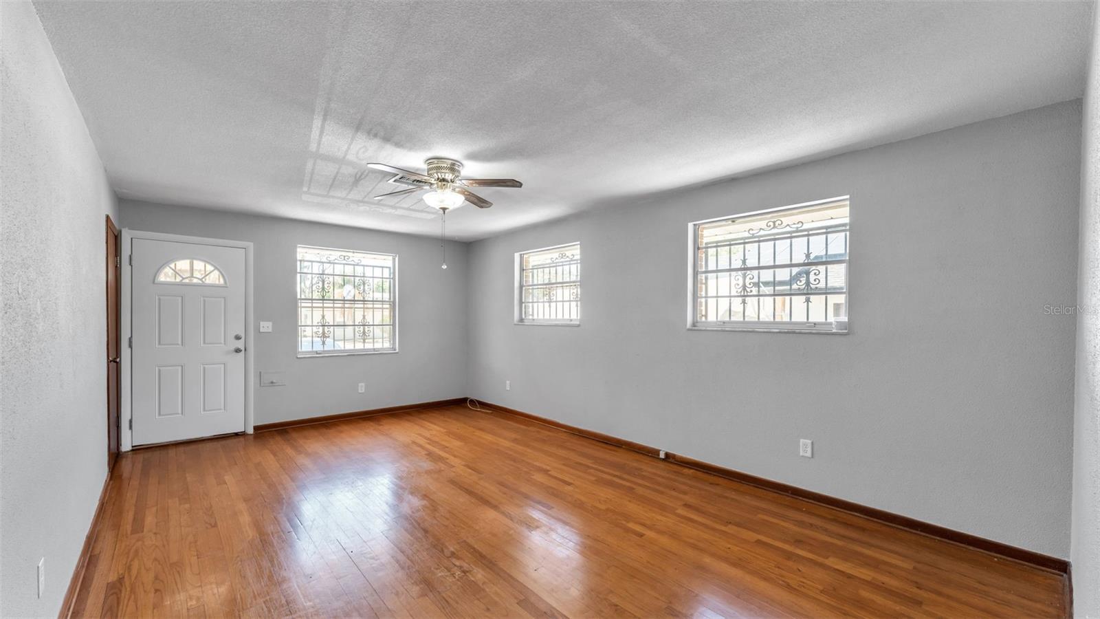 LAKE PARKER HEIGHTS - Residential