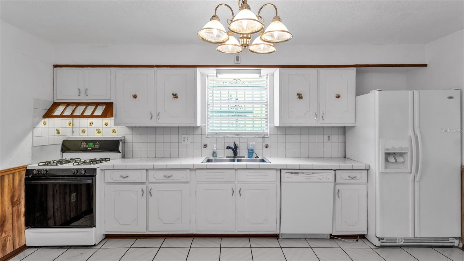 LAKE PARKER HEIGHTS - Residential