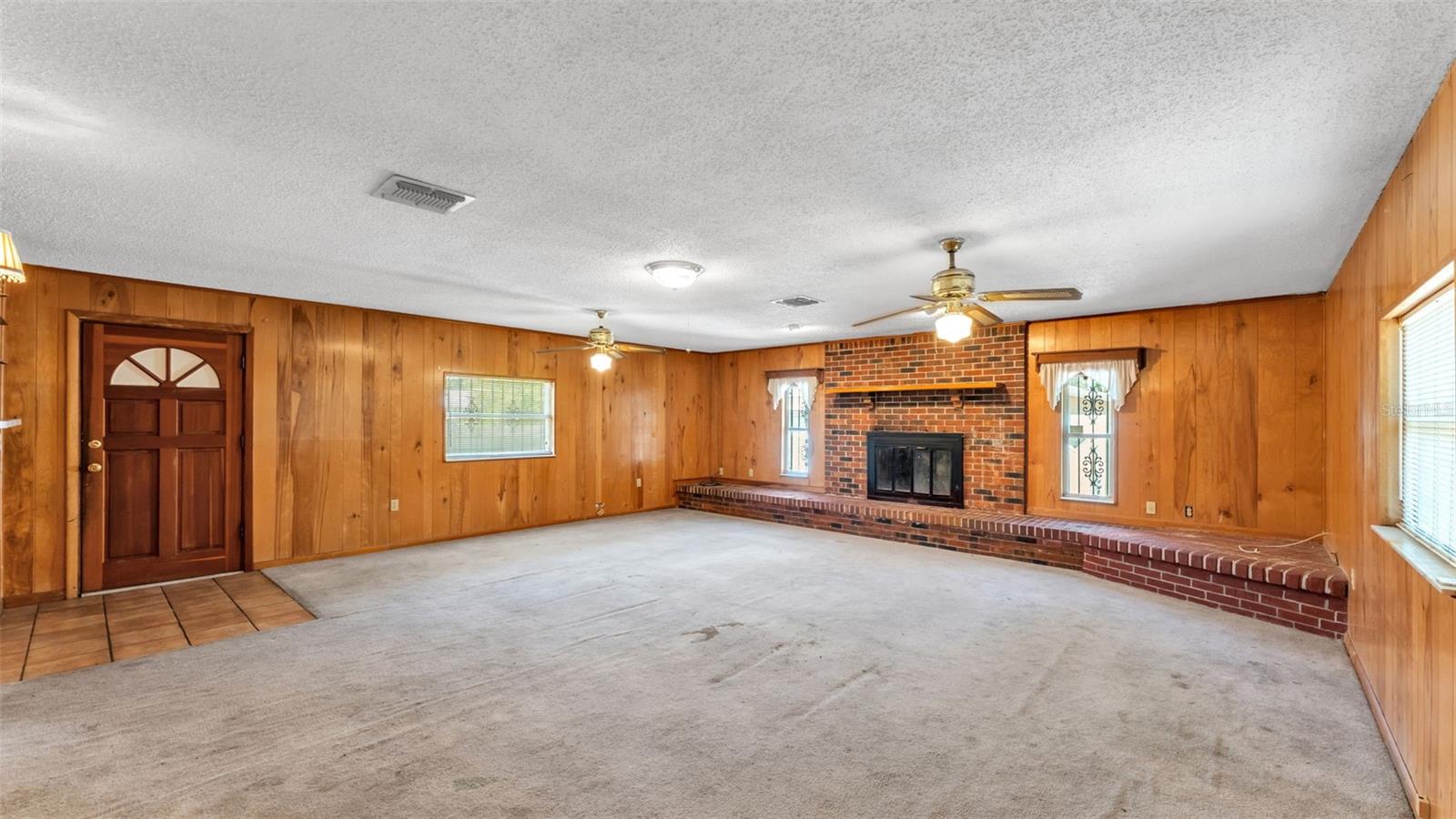 LAKE PARKER HEIGHTS - Residential