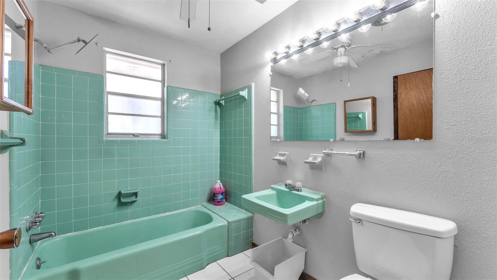 LAKE PARKER HEIGHTS - Residential