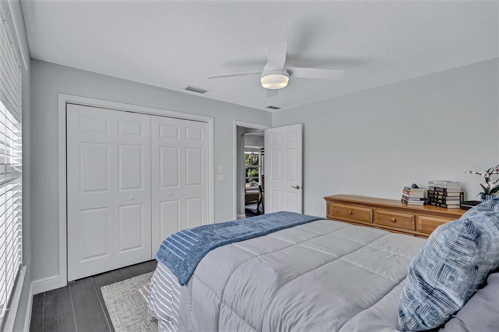 CALUSA LAKES - Residential