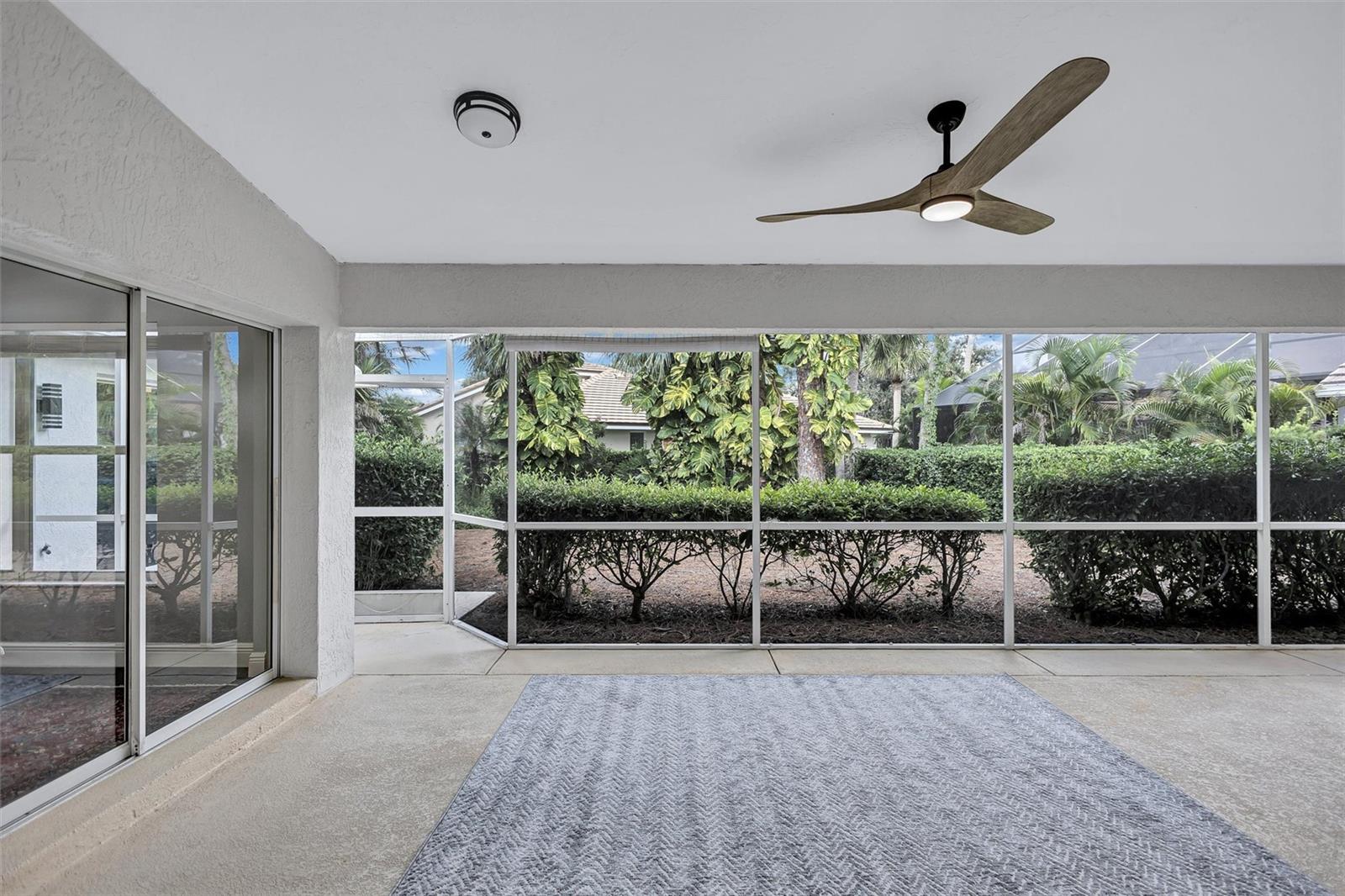 CALUSA LAKES - Residential
