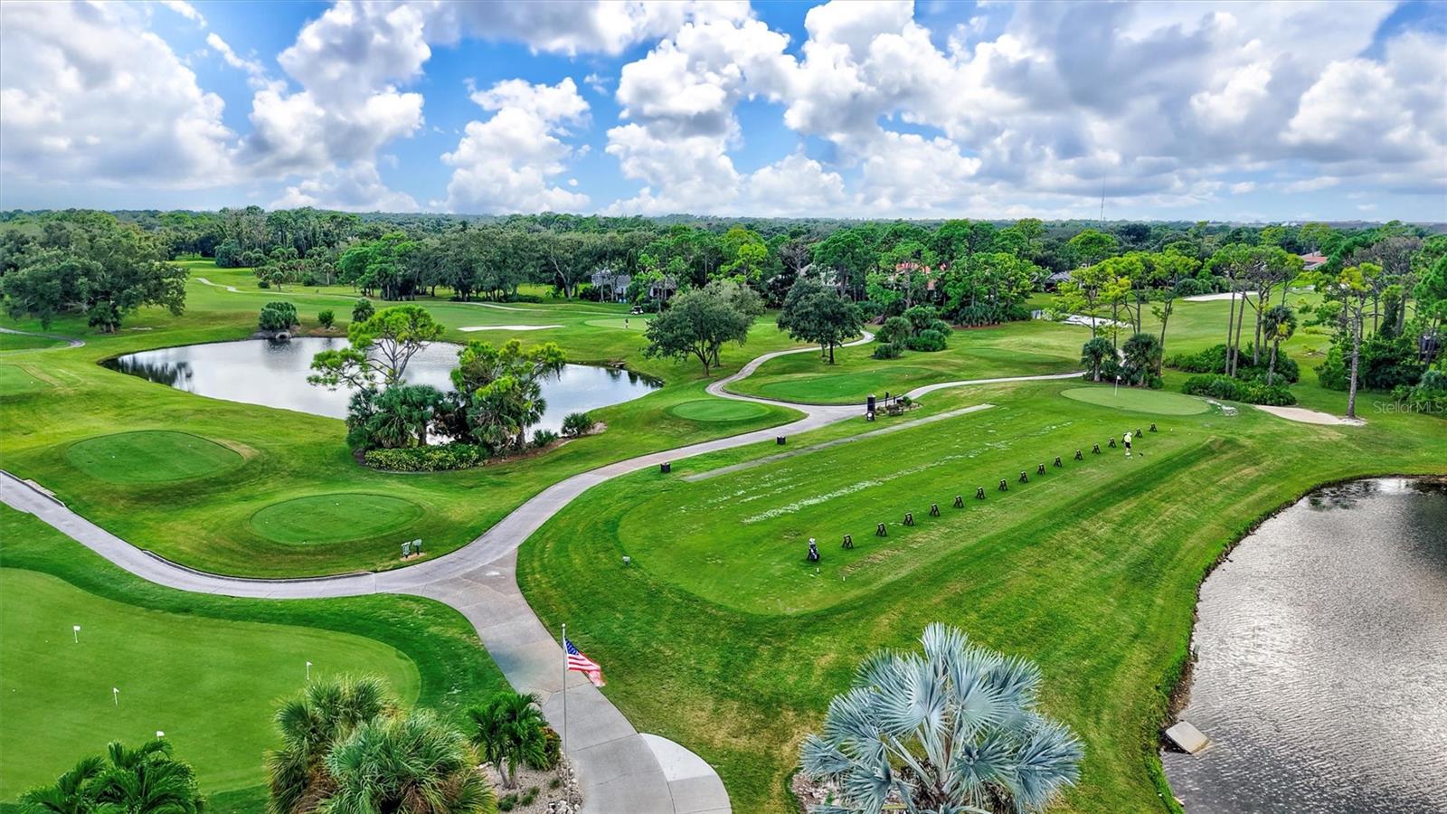 CALUSA LAKES - Residential