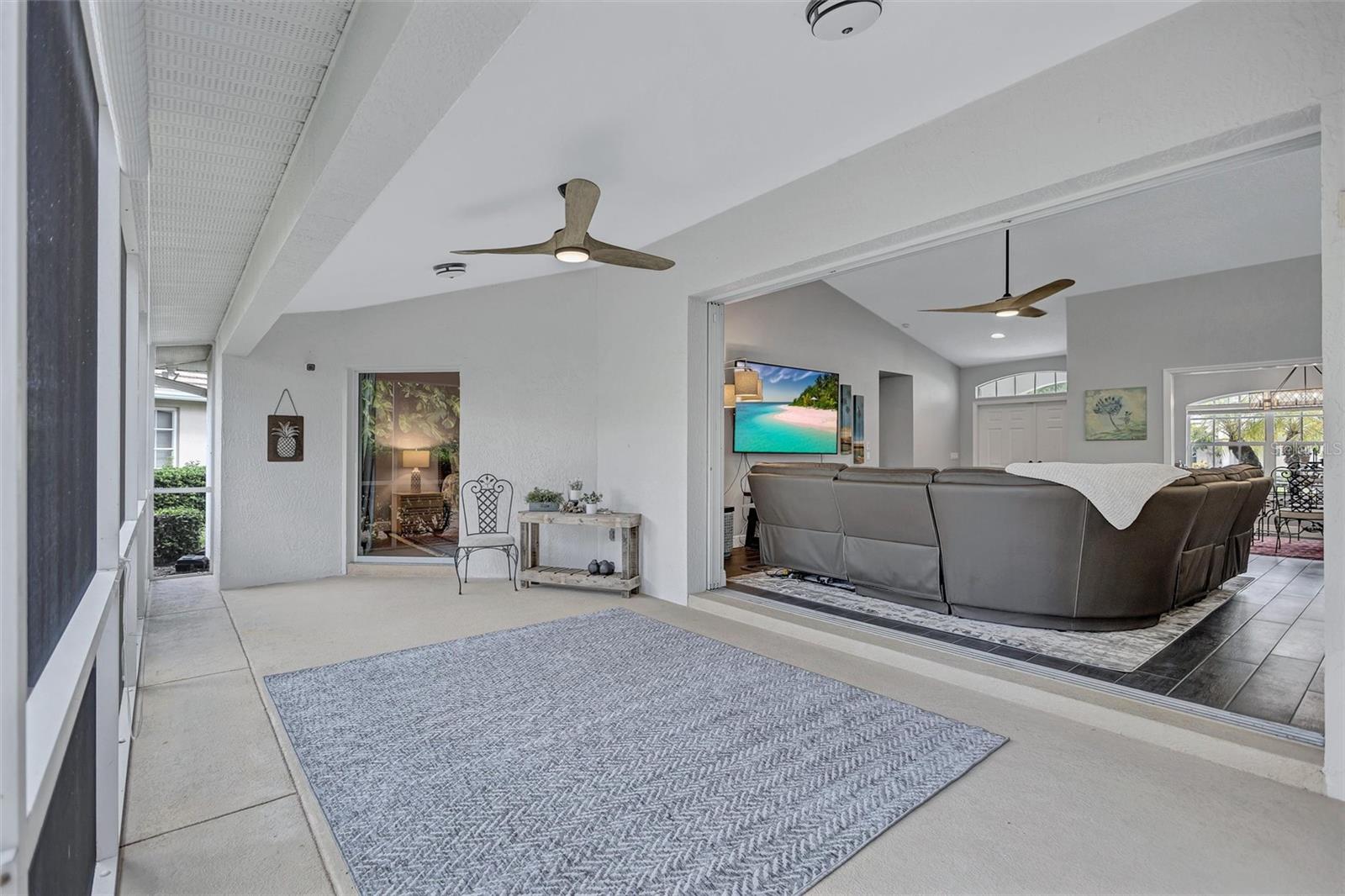 CALUSA LAKES - Residential