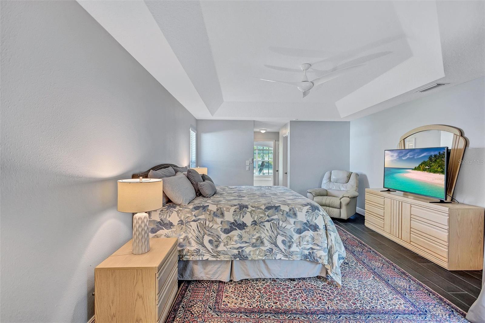 CALUSA LAKES - Residential