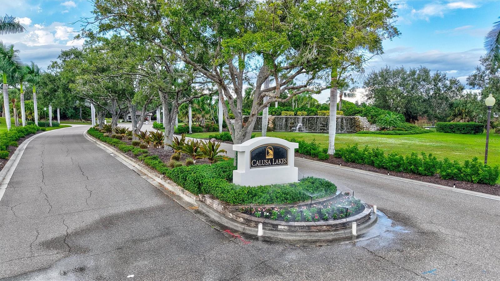 CALUSA LAKES - Residential