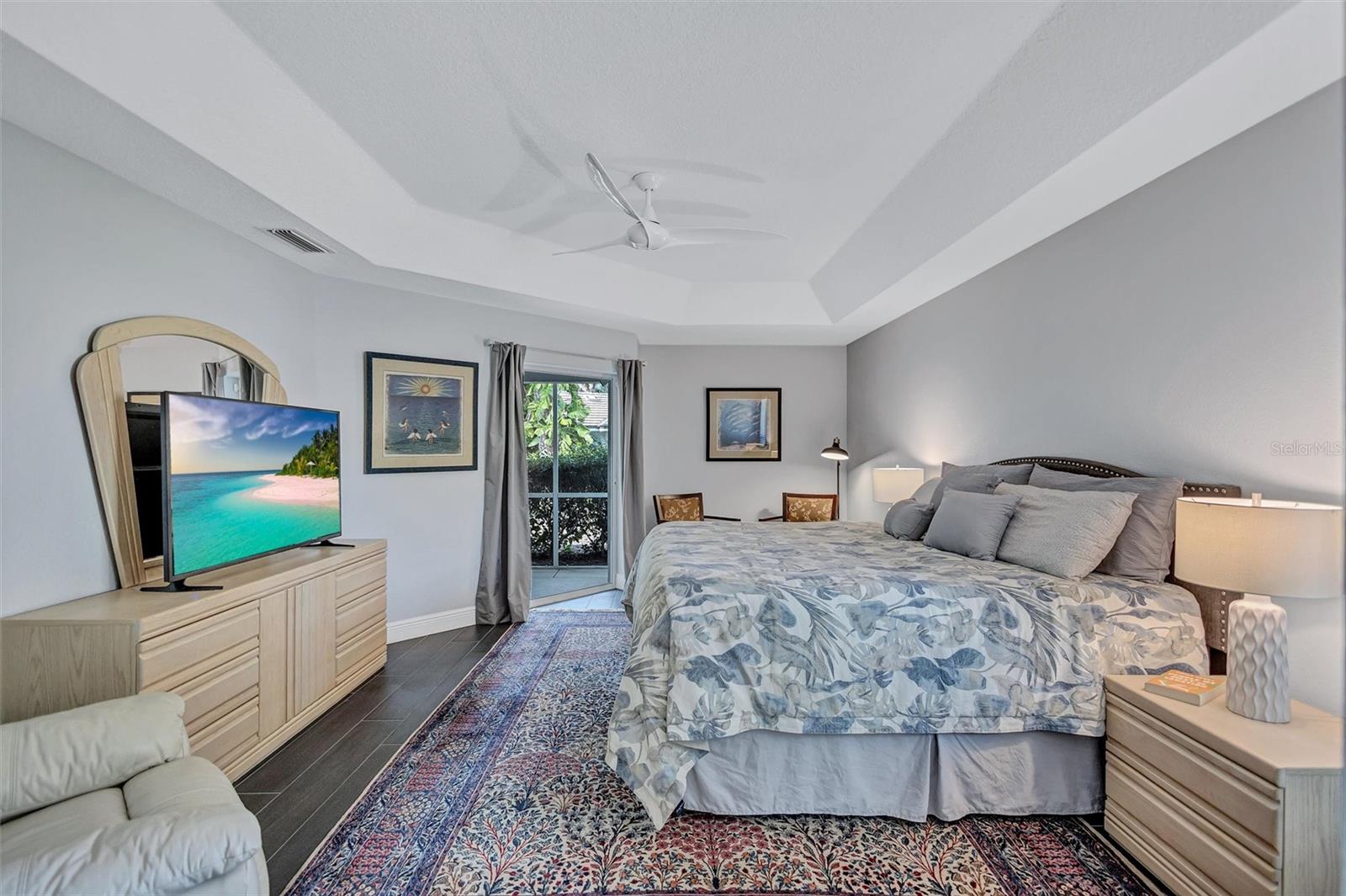 CALUSA LAKES - Residential