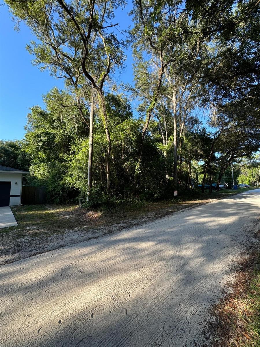 WEST HIGHLANDS - Land