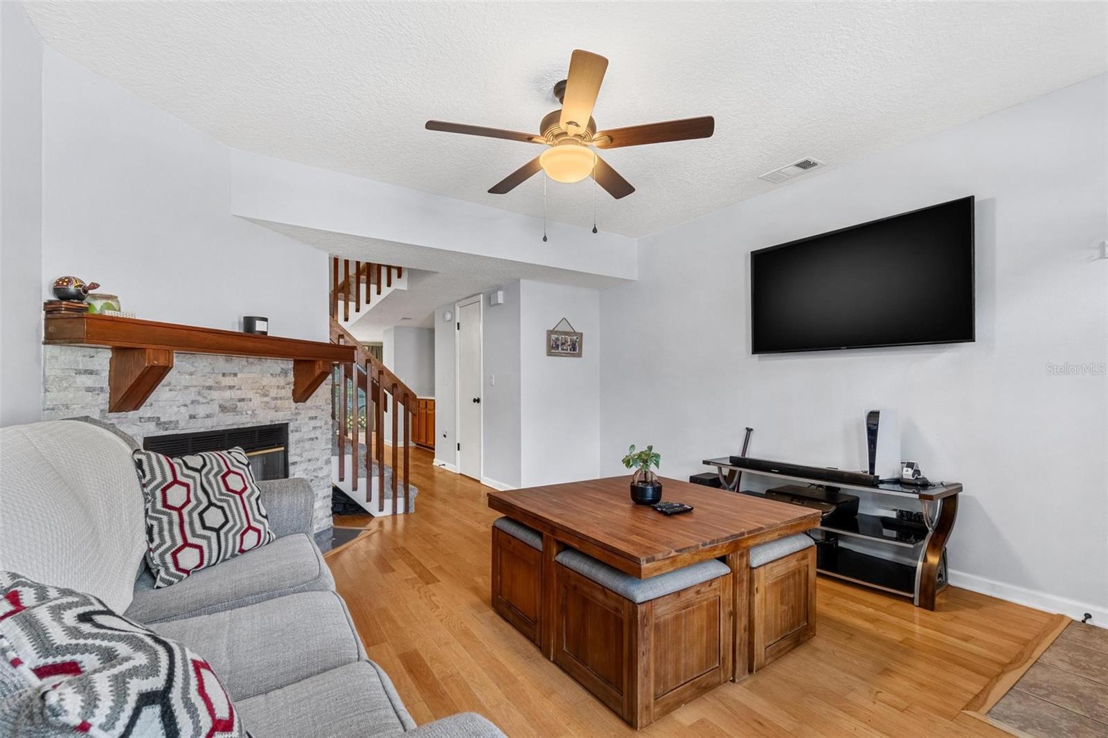 COPPERFIELD TWNHMS - Residential