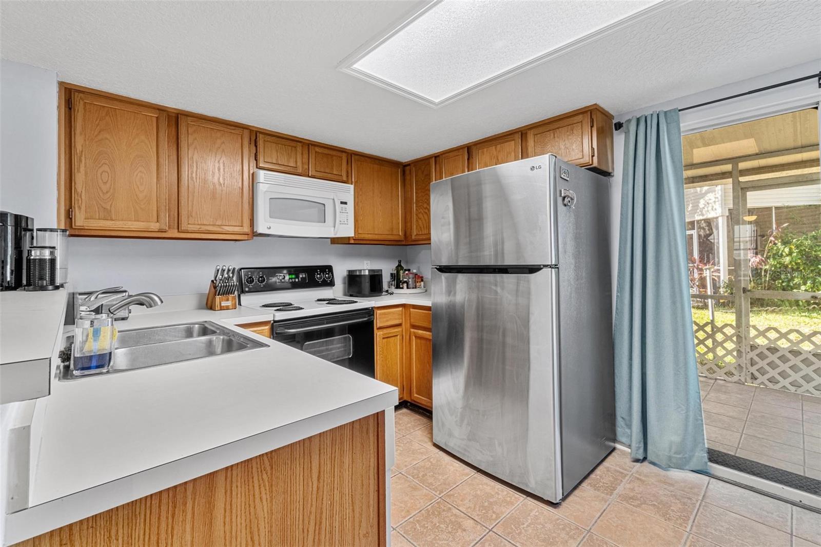 COPPERFIELD TWNHMS - Residential