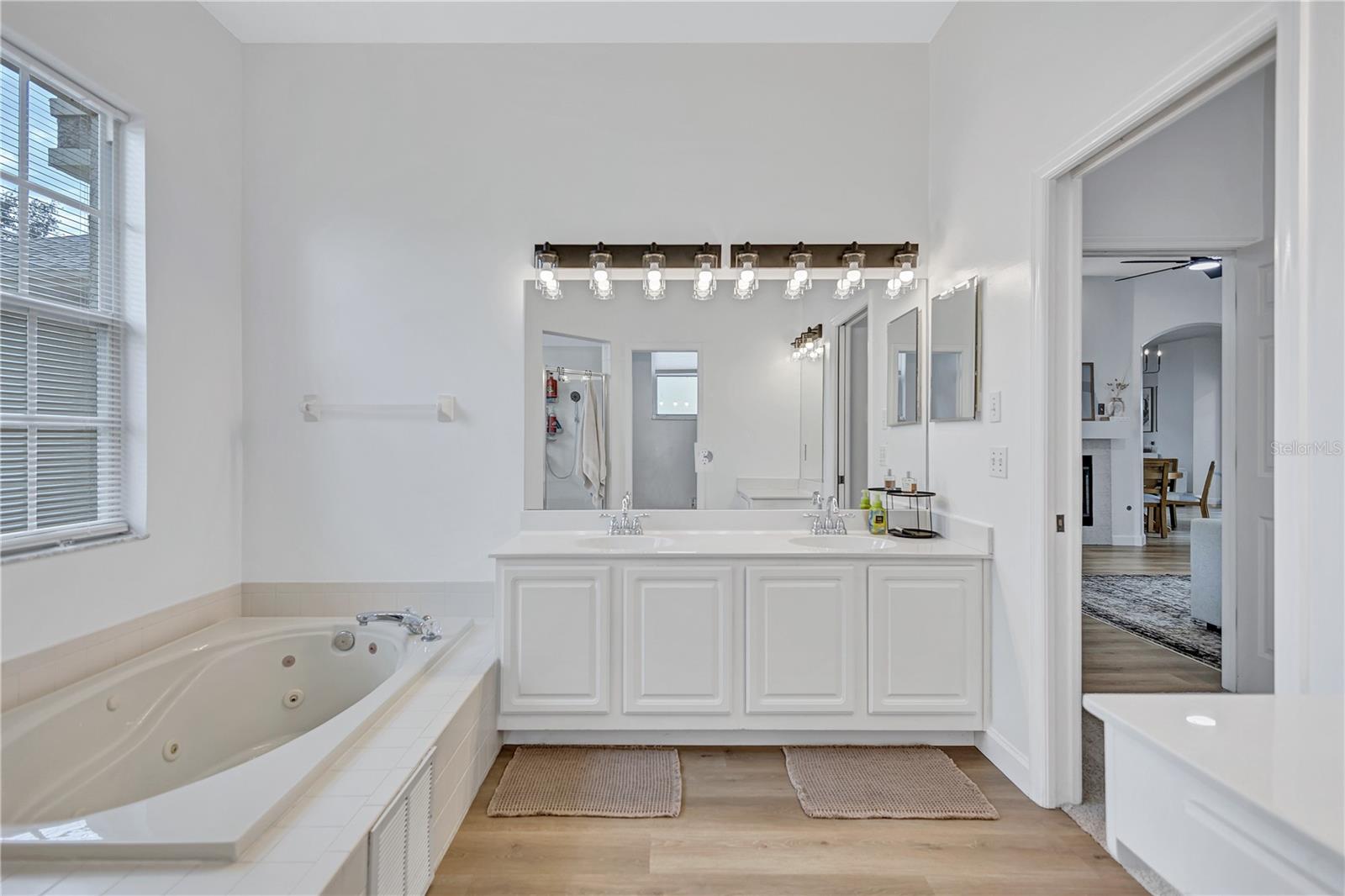 RIVER WATCH - Residential