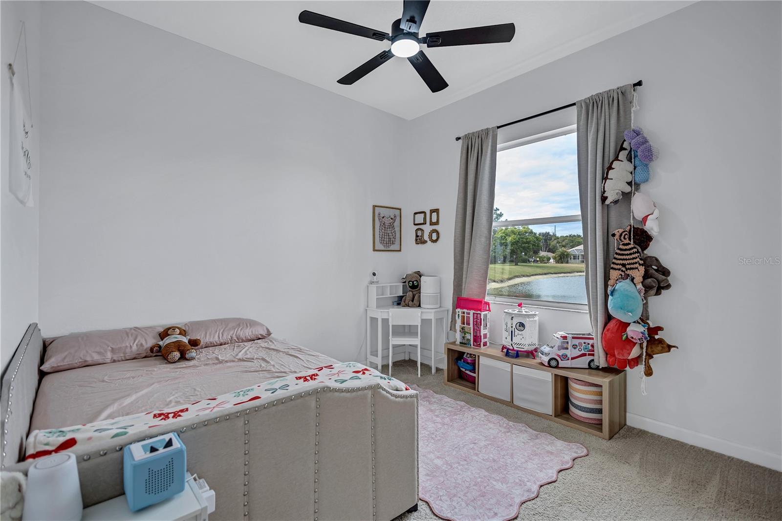 RIVER WATCH - Residential