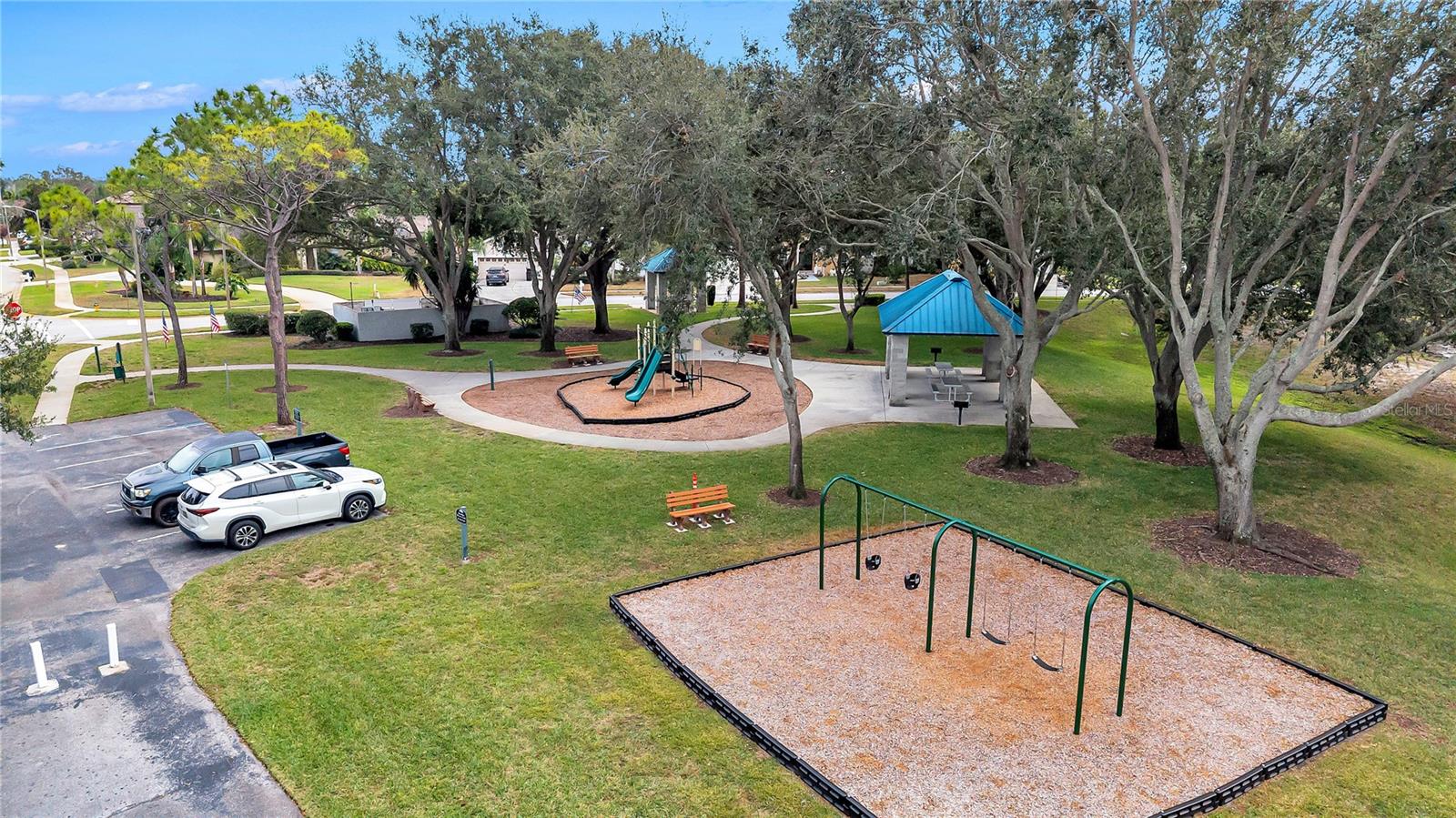 RIVER WATCH - Residential