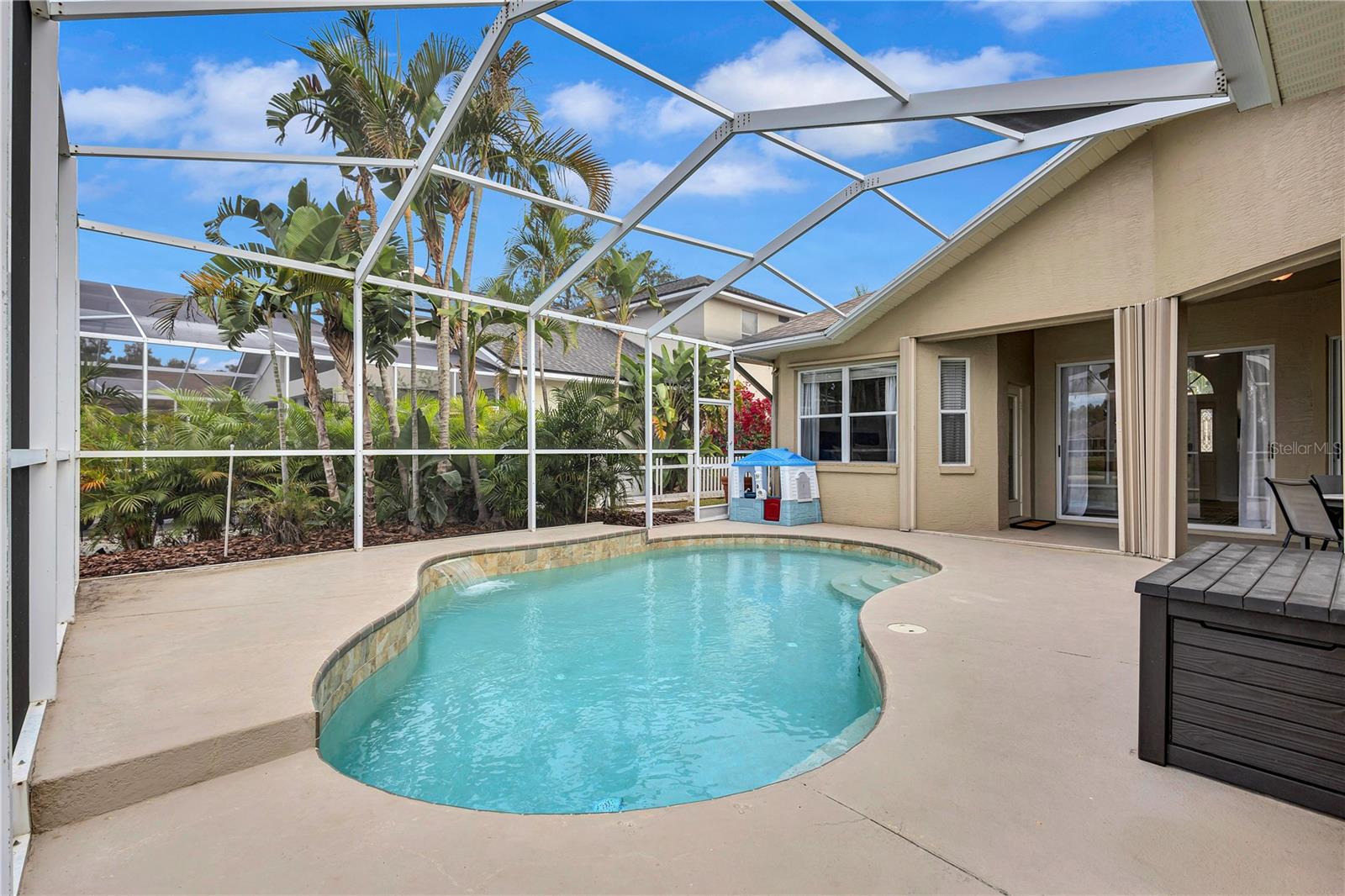 RIVER WATCH - Residential