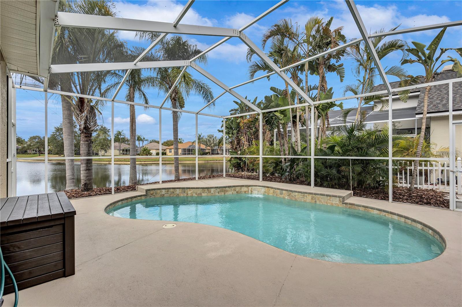 RIVER WATCH - Residential